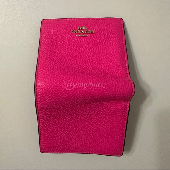 Coach Snap Wallet - Picture 9 of 10